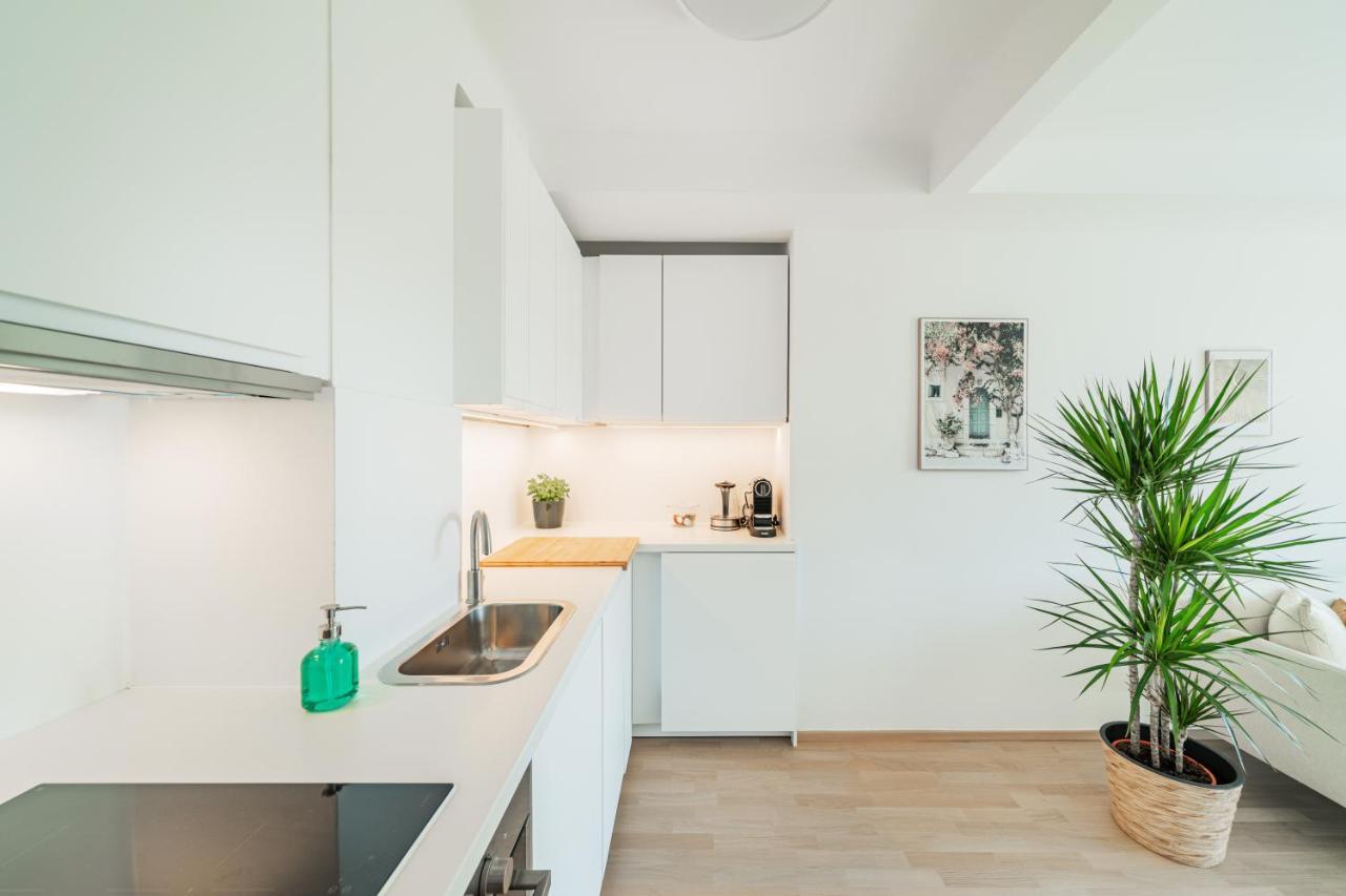 Zentrale 50M² Suite 10 Gehminuten Vom Hauptbahnhof Vienna Exterior photo